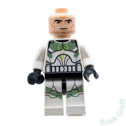 Genuine CLONE TROOPER, HORN COMPANY (PHASE 1) (sw0298) - Star Wars - Used LEGO® Minifigure from set 7913-1 - Product Image from Brick Orbit