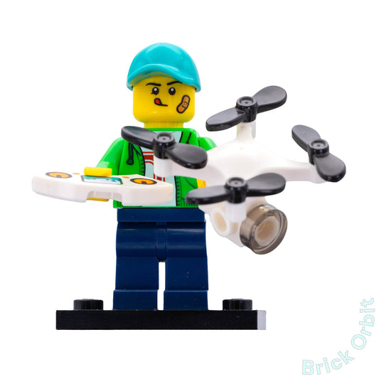 Genuine DRONE BOY (col373) - Collectible Minifigures - Used LEGO® Minifigure - Product Image from Brick Orbit
