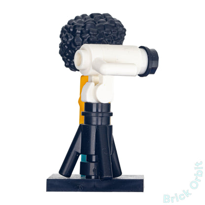 Genuine LEGO® ASTRONOMER KID, SERIES 27 (col452) Minifigure - Collectable Minifigures - New - Product Image from Brick Orbit