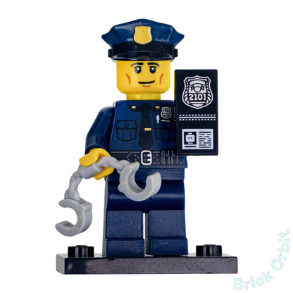 Genuine LEGO® POLICEMAN, SERIES 9 (col134) Minifigure - Collectible Minifigures - Used - Product Image from Brick Orbit
